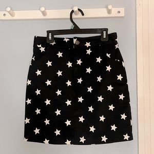 Star pattern high waisted mini skirt